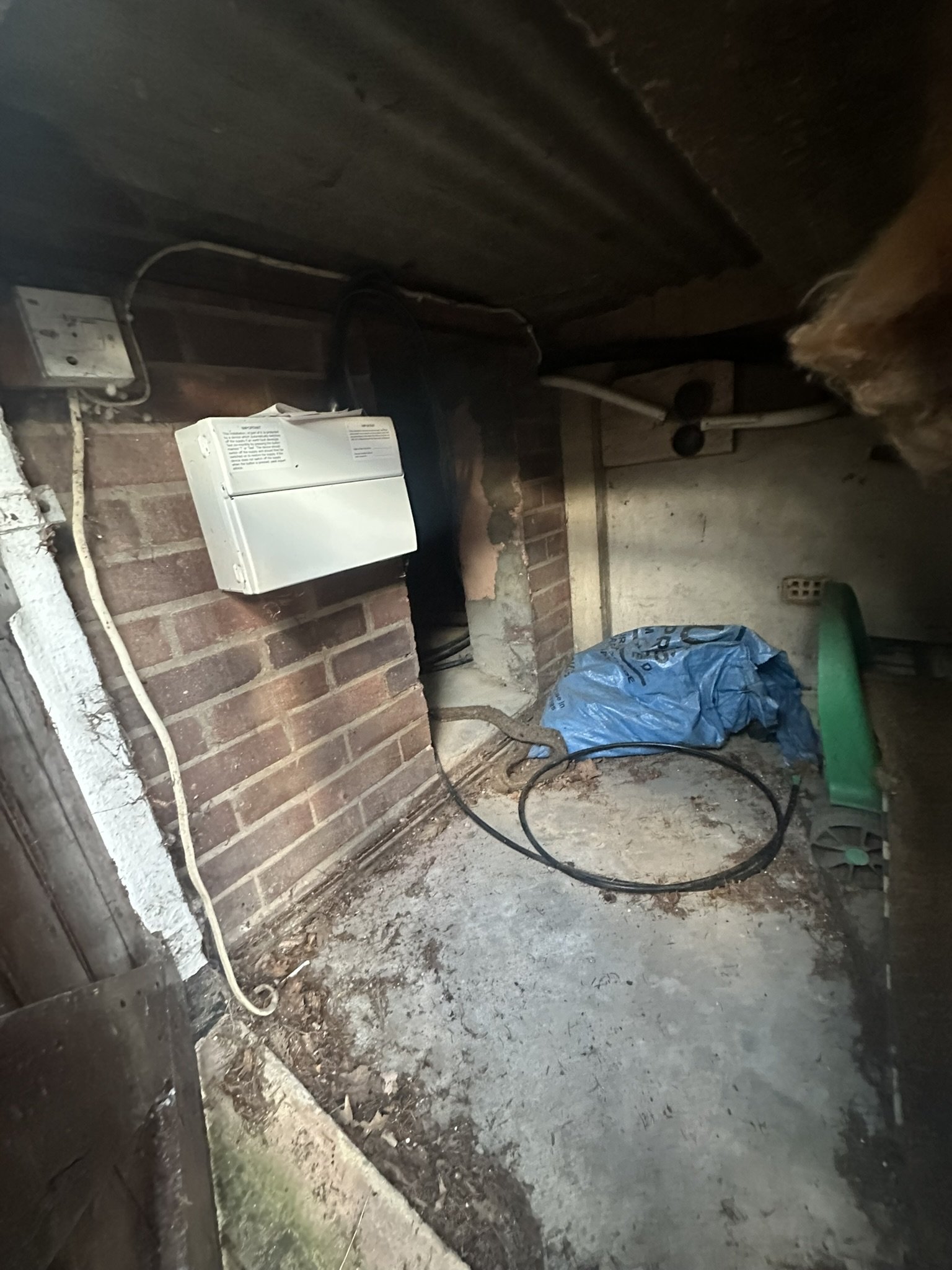Harberts Road: existing garage and utility area